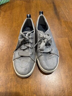 Cute sparkly Sperry Top-Sider